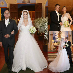 A-Line Elegant Long Sleeve Lace Bridal Gowns V-Neck Sweep Train Plus Size Wedding Dress