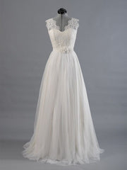 A-line Lace Wedding Dresses Tulle Skirt Sleeveless V-back Summer Bridal Gown