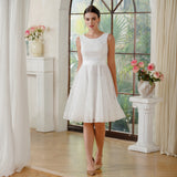 Vintage A-Line Tulle Polyester Scoop Sleeveless Off White Prom Dress With Sequined