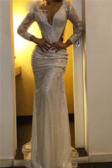 Applique Sheath Long-sleeve V-neck Luxury Beading Prom Dress