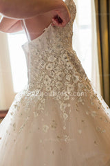 Beautiful Sweetheart Lace Beading Wedding Dress Popular Crystal Tulle Floor Length Bridal Gown