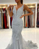 Charming Grey Sleeveless Mermaid Prom Dress V-Neck Tulle Lace Evening Wear Gown