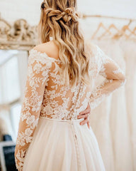 Charming White Floral Lace Tulle Plus Size Bridal Dress with Long Sleeves