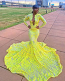 Charming Yellow V-neck Long Sleeve Floor-length Appliques Mermaid Prom Dresses