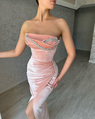 Chic Mermaid Modern Sleeveless Crystal Prom Dresses With Split
