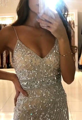 Chic Mermaid V-Neck Prom Dress Tulle Beadings Sleeveless Formal Party Dress On Sale