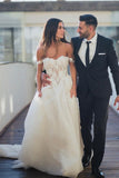 Chic Off-the-Shoulder Tulle Wedding Dress With Appliques