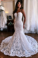 Chic Sleeveless Spaghetti Straps Floor Length Mermaid Bridal Gowns