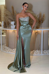 Chic Stinning Sleeveless Column Prom Dress Beadings