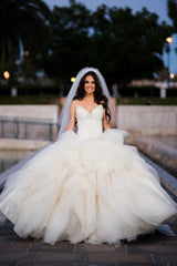 Crystal Sweetheart Lace Wedding Dress Tiered Strapless Tulle Bridal Gowns