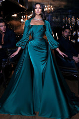 Dark Green Square Neckline Long Sleeve Floor-length Wedding Dresses with Train