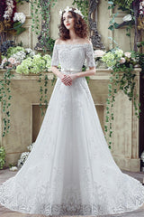 Elegent Half Sleeve Lace Wedding Dress A-Line Bowknot Lace Applique Bridal Gown CPS248