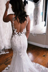 Fabulous Spaghetti-Straps Sleeveless Mermaid Lace Bridal Dress