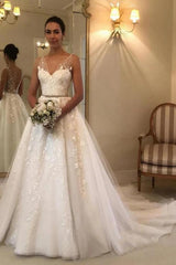 Glamorous V-Neck Tulle Wedding Dresses Sleeveless 3D Floral Lace Bridal Dress