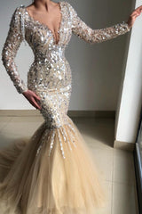 Gorgeous Long V-neck Mermaid Sequins Evening Dresses with Long Sleeves