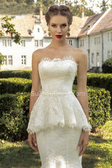 Gorgeous Mermaid Lace Bridal Dress Strapless Tulle Sweep Train Wedding Dress