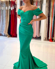 Gorgeous Off The Shoulder Green Lace Ruffles Mermaid Prom Dresses