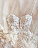 Gorgeous Spaghetti-Straps Wedding Dress Lace Appliques Bridal Gown