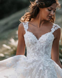 Gorgeous Sweetheart White Tulle Lace Backless A-Line Wedding Dresses