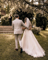 Gorgeous V-Neck Sleeveless A-Line Lace Wedding Dress With Chapel Train