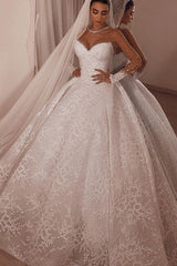 Luxury Ball Gown Tulle Lace Long Sleeves Wedding Dress with Beadings On Sale