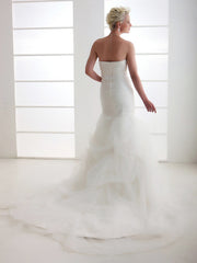 Mermaid Wedding Dress Strapless Organza Satin Sleeveless Bridal Gowns Court Train