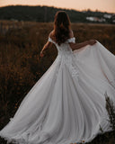 Off-the-Shoulder Sweetheart Floral Lace Wedding Dress Tulle Sweetheart Bridal Dress