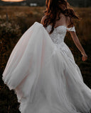 Off-the-Shoulder Sweetheart Floral Lace Wedding Dress Tulle Sweetheart Bridal Dress