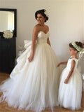 Off-the-shoulder Wedding Dress Puffy Tulle Ball Gown Bridal Dress with Lace