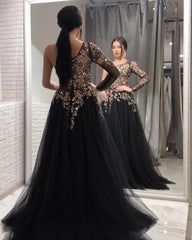 One Shoulder Tulle Black Appliques Split A-Line Prom Dresses