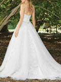 Sexy A-Line Wedding Dress Sweetheart Lace Sleeveless Bridal Gowns in Color Court Train