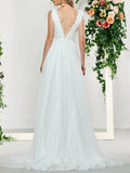 Sexy Backless A-Line V-neck Wedding Dress Lace Tulle Sleeveless Bridal Gowns with Sweep Train