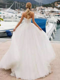 Sexy Ball Gown Wedding Dresses Strapless Bridal Gowns Lace Tulle Strapless Plus Size Bridal Gowns with Sweep Train