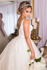 Strap Gorgeous Applique A-Line Beading V-neck Wedding Dress