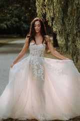 Strapless Sweetheart A-Line Court Train Appliques Lace Wedding Dresses