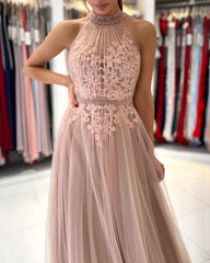 Stunning Halter Lace Appliques Tulle Aline Evening Maxi Dress