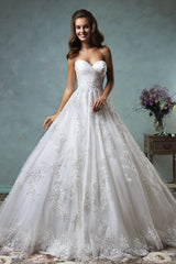 Sweetheart Tulle Applique Princess Dress Gorgeous Ruffles Court Train  Wedding Dress