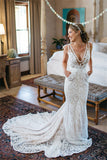 Unique Wedding Dress Deep V-neck Lace Pockets Wedding Gowns with Extra Train BA3402